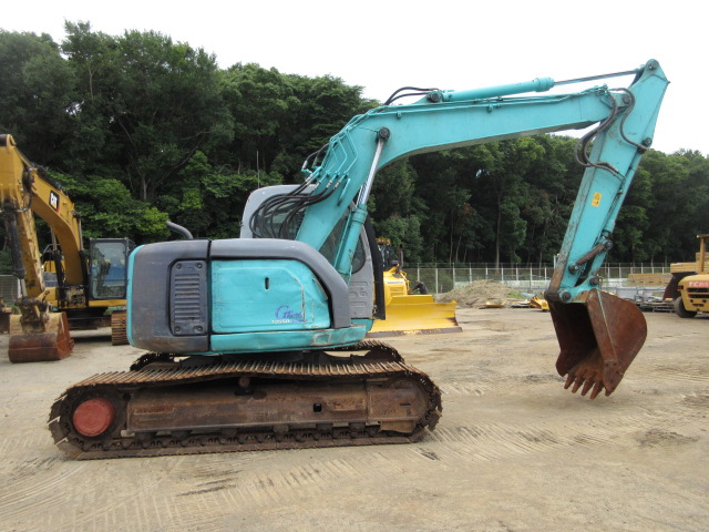 Máy xúc Kobelco Sk135SR-1E 05318 2004