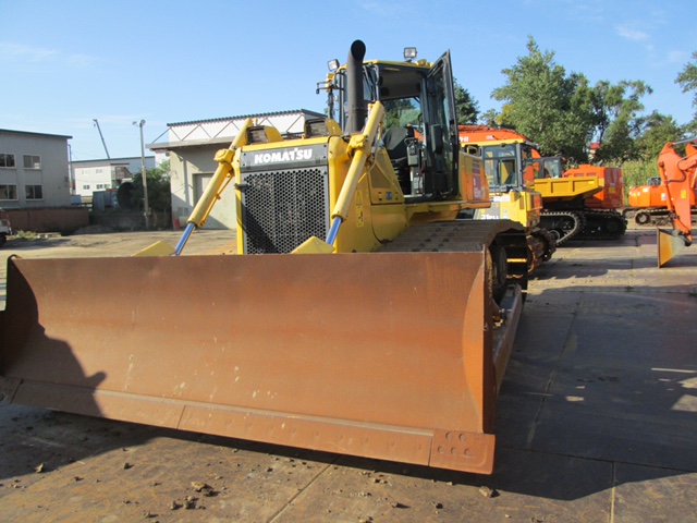 Xe ủi Komatsu D65PX-16 #2012 Nhật Bản