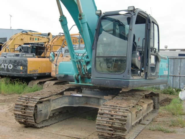 GIÁ TỐT KOBELCO SK200-8 2012 NHẬT BẢN