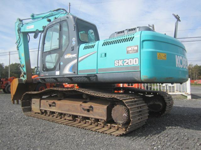 SIÊU PHẨM- KOBELCO SK200-8 2015 NHẬT BẢN