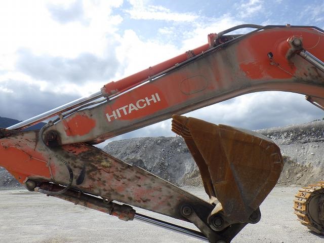 Máy xúc Hitachi ZX870R-3 năm 2015 tại Nhật Bản